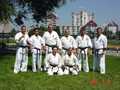 sensei W. Roj, sensei R. Narushima, sensei R. Kęska, shihan A. Drewniak, sensei K. Borowiec, shihan K. Gorai, na dole: sensei A. Janocha, sensei E. Pawlikowska