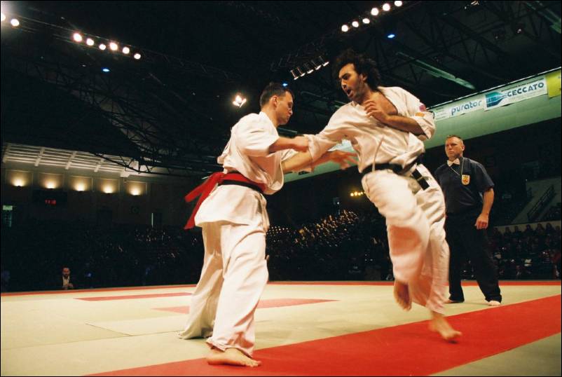Petr Droscak vs Albert Gracia