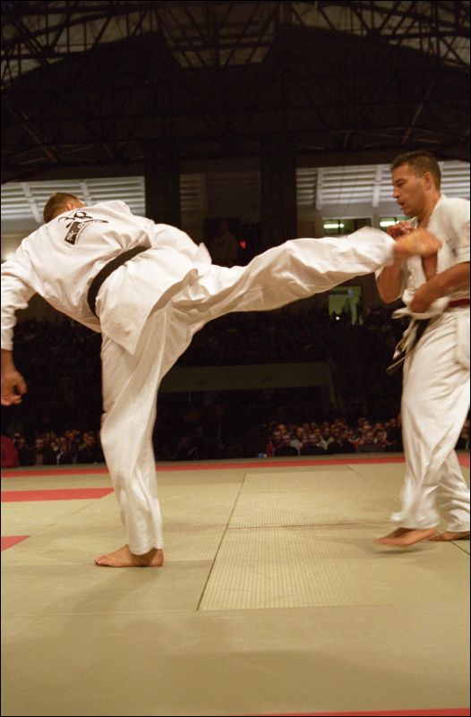 Jacek Synoradzki vs Richard von Mansfeld