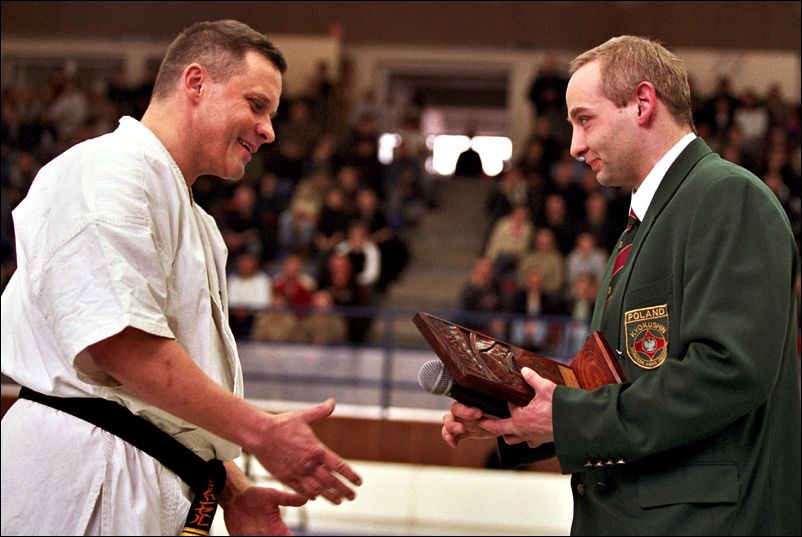 Wyró¿nienie dla<br>sensei Waldemara Munzer