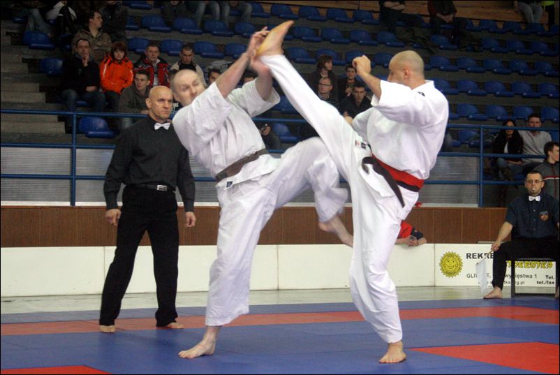 Kumite mê¿czyzn<br>kakato-otoshi-geri