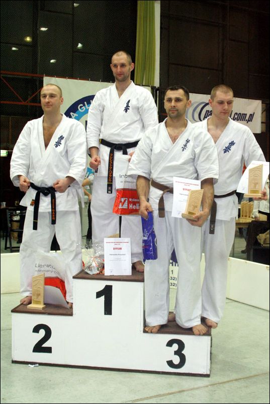 Medalisci kategorii<br>Kumite mê¿czyzn open