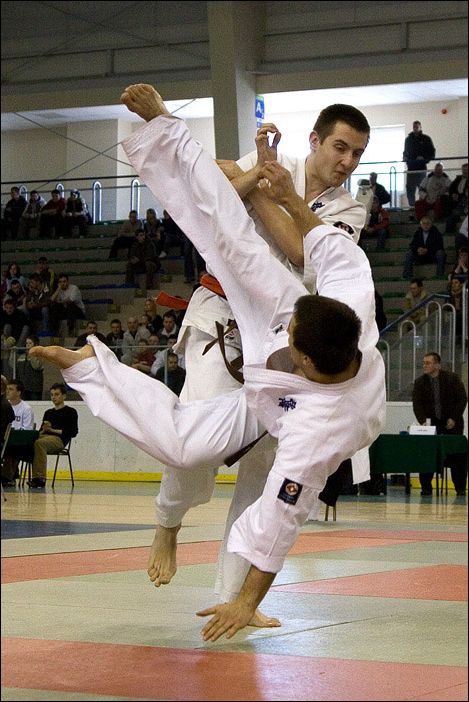 Kumite mê¿czyzn<br>tobi-ushiro-mawashi-geri