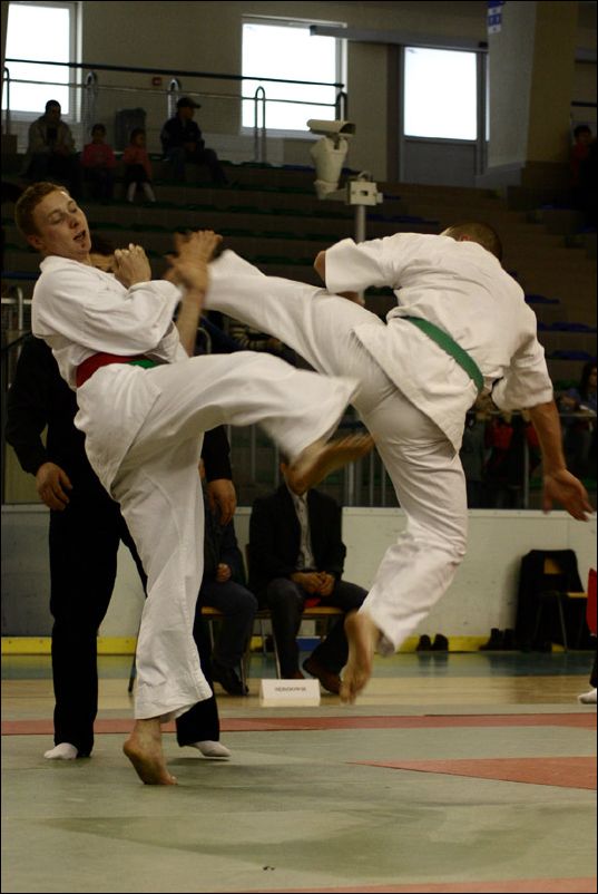 Kumite mê¿czyzn<br>tobi-ushiro-mawashi-geri
