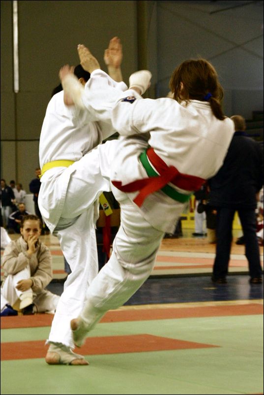Kumite kobiet<br>lekki kontakt