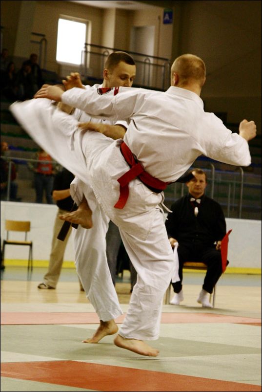 Micha³ Werner vs<br>Grzegorz Popio³ek
