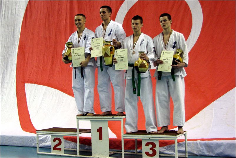 Medalisci kumite mê¿czyzn<br>kat. -65kg