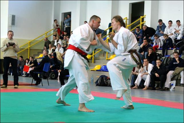 Roman Zmora<br>shita-tsuki