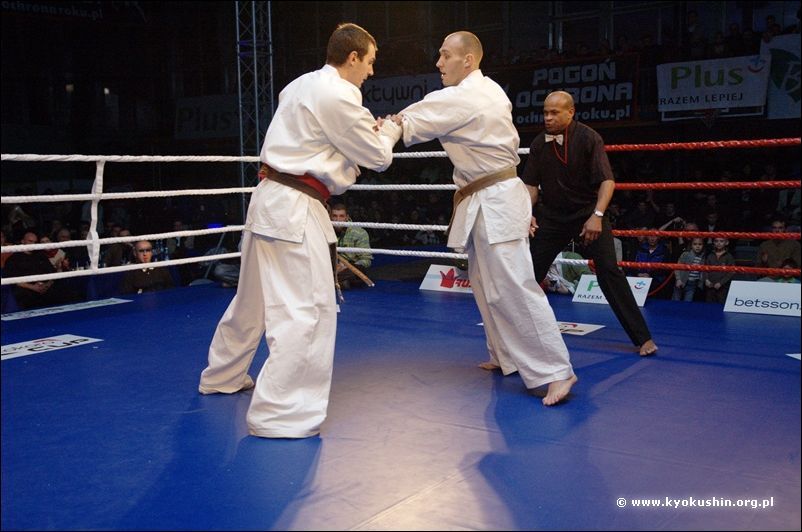 Petar Martinov vs<br>Michal Krzak